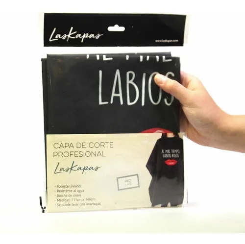 Capa De Corte Labios Rojos Red Lips Peluqueria Barberia