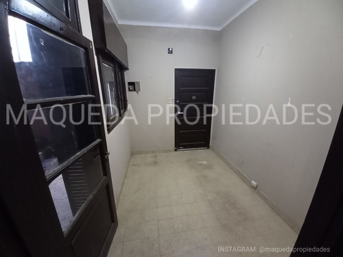 Imagen 9 de 11 de Ph 3 Ambientes Por Pasillo Oportunidad