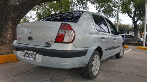 Imagen 6 de 15 de Renault Clio 1.5 Expression 2006