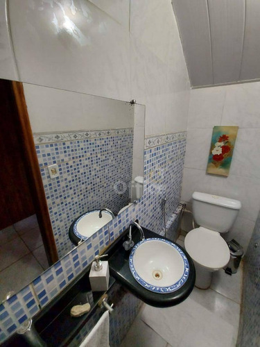 Imagem 11 de 19 de Sobrado À Venda, 240 M² Por R$ 280.000,00 - Vila Santa Maria - Anápolis/go - So0012