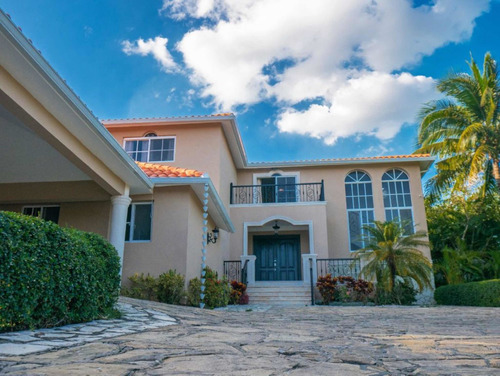 Vendo Esta Hermosa Villa En Guayacanes Juandolio