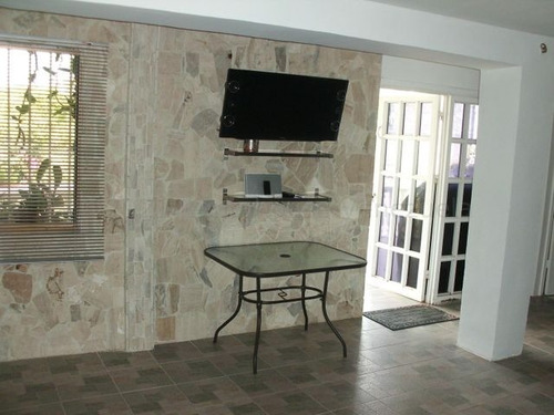 Imagen 5 de 15 de Townhouse En Venta 21-14563 Yubelys Martínez Rent-a-house