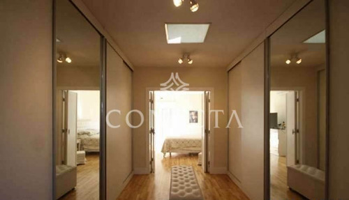 Imagem 8 de 27 de Alphaville 11 | Casa A Venda | Casa Clean | Muita Iluminação Natural | Alameda Tranquila | Proximo A Portaria - Cnc1277