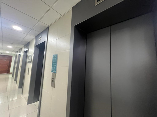 Edificio Quantum En Mejor Sector De Negocios De Las Condes
