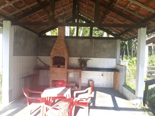 Chacara 06 Dormitórios Em Ana Dias - Sp. (1074).