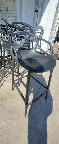 Imagen 2 de 4 de Set 4 Banquetas Tuburete Máster Philip Starck Eames. 65 Cm
