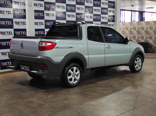 Imagem 5 de 9 de Fiat Strada Freedom 1.4 Flex 8v Cd 2018/2019