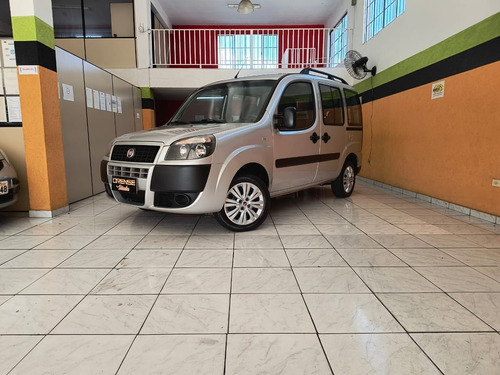 Fiat Doblo 1.8 16v Essence 7l Flex 5p