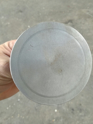 Imagen 3 de 5 de Piston Con Biela De Peugeot 207 ,nafta 1.6