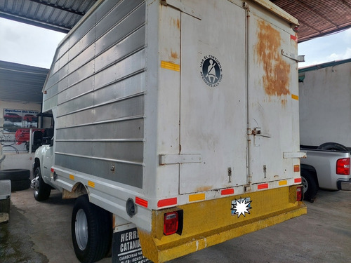 Imagen 3 de 8 de Rey Camion Silverado