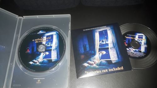Dvd O Milagre Veio Do Espaço Com Luva + Cd Trilha Sonora (Usado)