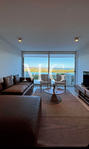 Imagen 2 de 16 de Alquiler Anual Apartamento 2 Dormitorios Con Vista Al Mar, Terraza Con Piscina Privada!