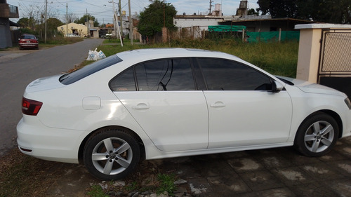 Volkswagen Vento 1.4 Highline 150cv At