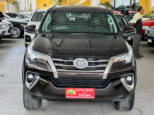 Toyota SW4 Toyota SW4 2.8 TDI SRX 7L 4x4 (Aut) (Diesel)