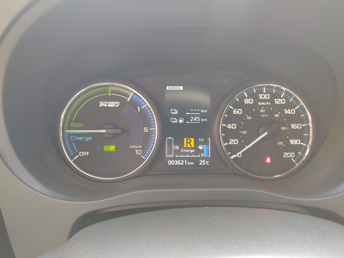 Imagen 15 de 15 de Mitsubishi Outlander Lim. Phev Hibrida At