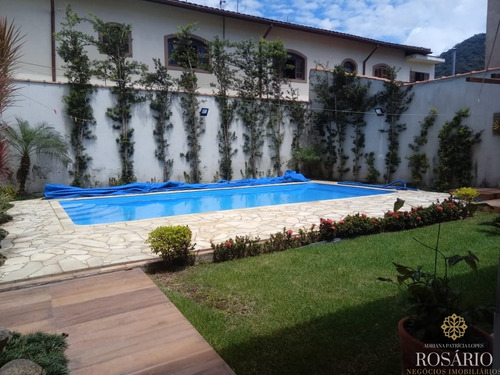 Imagem 10 de 20 de Casa Com Piscina No Centro De Ubatuba - Litoral Norte De São Paulo - Vc311