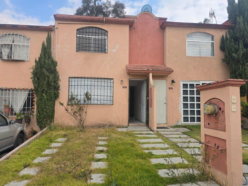 Se Vende Casa De Recuperación Bancaria En Rel Del Bosque, Tultitlan, Mv