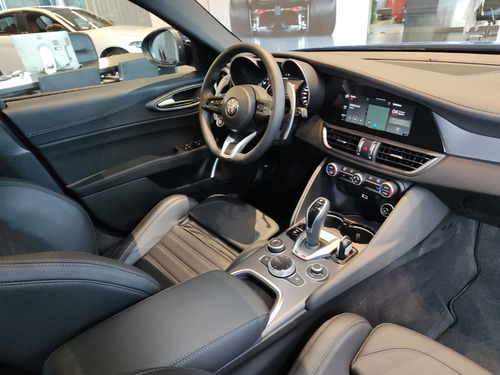 Alfa Romeo Giulia 2.0 280cv Veloce