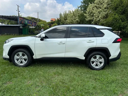 Toyota RAV4 2.0 Xle 4X2 Cvt