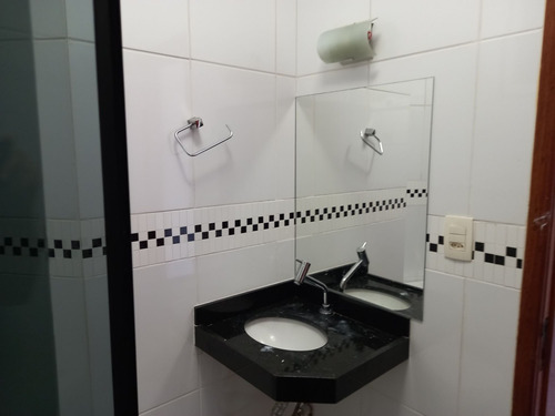 Imagem 11 de 12 de Apto Centro | 2 Quartos | 70 M² | Cond: R$550.00 | 0 Vagas - 2tu0hh