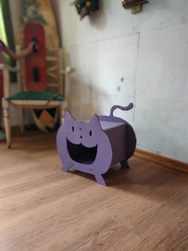 Imagen 2 de 6 de Cucha Y Entretenimiento Para Gatos