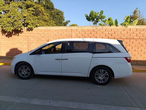 Honda Odyssey 3.5 Lx Minivan At