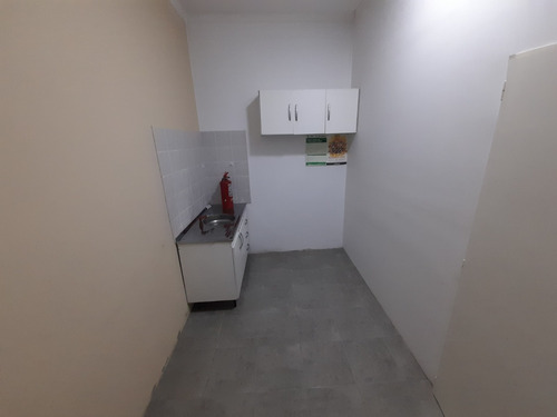 Imagen 7 de 12 de Venta Local Casa Ituzaingo Oportunidad