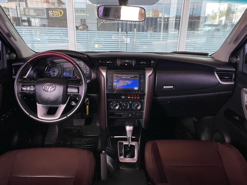Toyota Hilux SW4 Hilux SW4 SR 4x2 2.7/ 2.7 Flex 16V Aut.