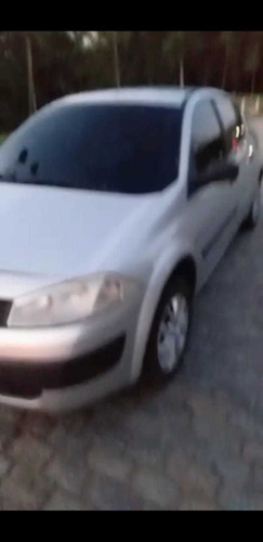 Renault Megane 1.6 Expression Hi-flex 4p 2009