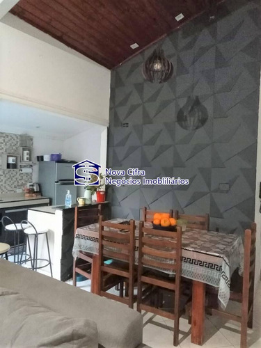 Imagem 2 de 9 de Casa 2 Dormitórios Reformada Em Condomínio Fechado - Vila Das Flores - C2055