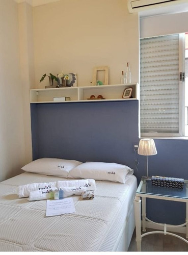 Imagem 3 de 19 de Sala Living/mobiliada/beira Da Praia Dos Milionários. - Kn0669