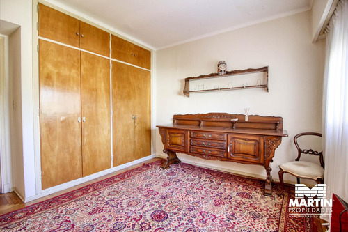 Casa Ph Dpto En Venta En Olivos 4 Ambientes. Apto Multiples Usos. Lote 4.33x27