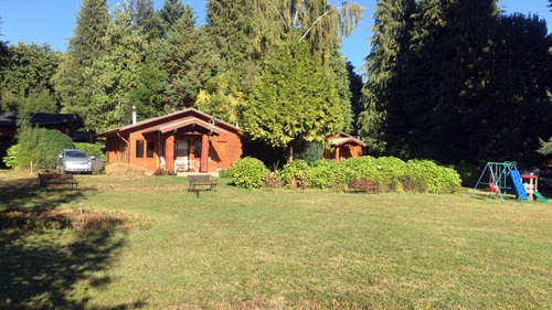Imagen 3 de 17 de Vivienda Con Piscina Temperada Y Vista Al Lago