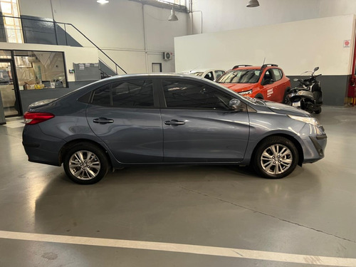Toyota Yaris 1.5 107Cv Xls Pack Cvt Sedan