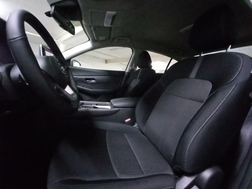 Imagen 14 de 15 de Nissan Sentra Advance Cvt