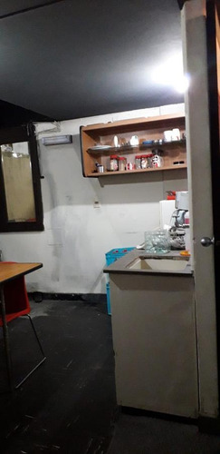 Imagen 10 de 14 de Local Comercial En Venta Y Alquiler En Ciudad Vieja