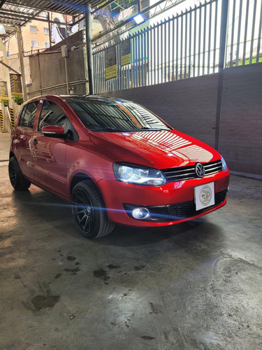 Volkswagen Fox Sincronico 1.6 2013 Rojo