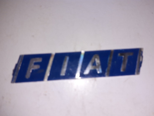 Emblema Trasero De Tapa Maleta Fiat Uno Palio