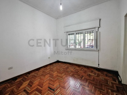 Imagen 9 de 14 de Casa En Venta De 2 Dormitorios En La Plata