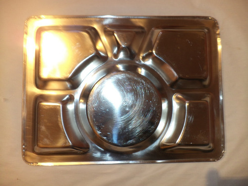 Charola / Mess Tray De Comedor De Acero Inoxidable (Usado)