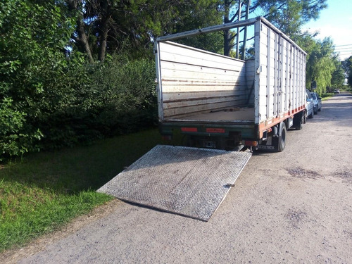 Imagen 2 de 5 de Fletes, Cargas Grales, Mudanzas, Todo El País 7 Toneladas