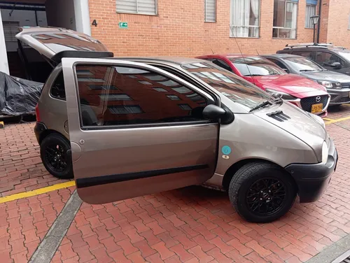 Renault Twingo 1.2 U Authentique 75 hp