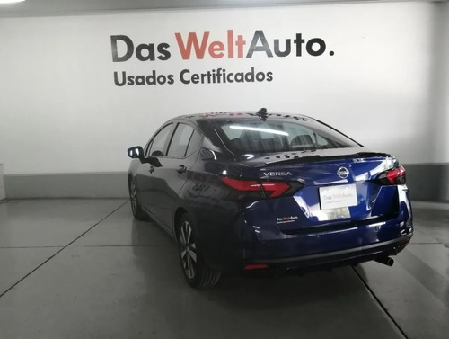 Imagen 8 de 12 de Nissan Versa Platinum Cvt