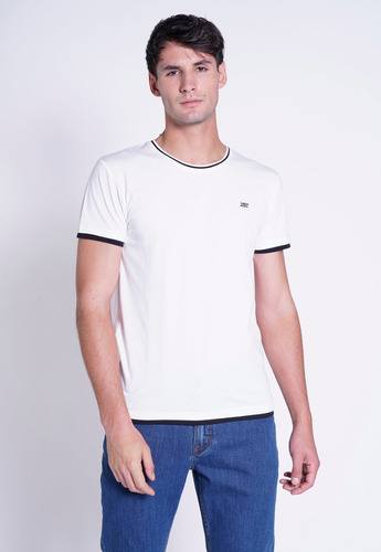 Polera Hombre Dakari Blanco Fw 2023 New Man