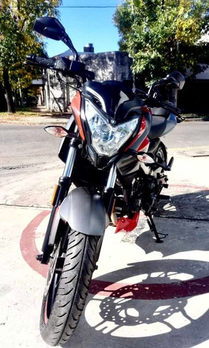 Bajaj Rouser 200 Ns