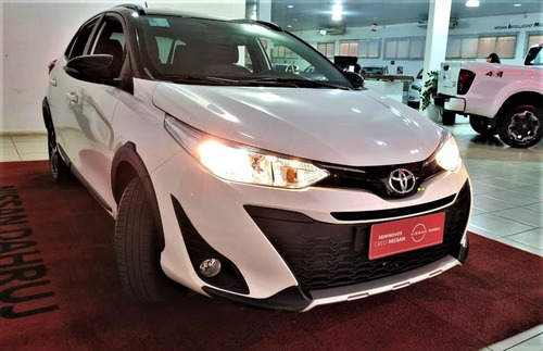 Imagem 2 de 9 de Yaris 1.5 16v Flex X Way Connect Multidrive