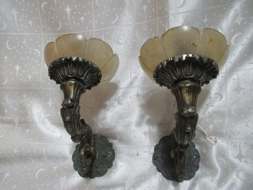 Par Apliques Pared Bronce Florentino Tulipas Alabastro 15750 Tono Florentino (Usado)