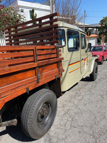 Imagem 6 de 12 de Toyota Bandeirante