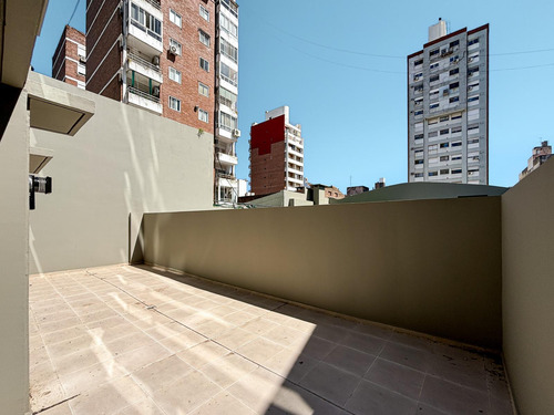 Departamento De 2 Dormitorios A Estrenar Con Cochera, Patio Y Amenities