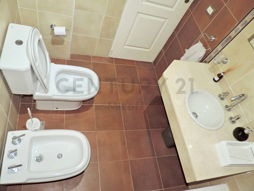 Imagen 15 de 30 de Semipiso De 2 Dormitorios En Venta En La Plata